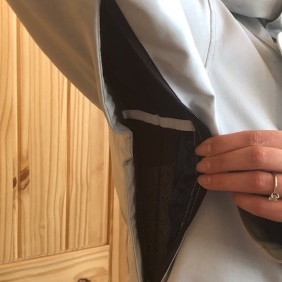 Oakley  Power Blue Ski/Snowboard Jacket - Picture 3 of 5